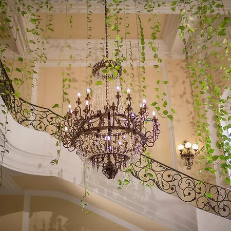 La Casa Grande Hotel