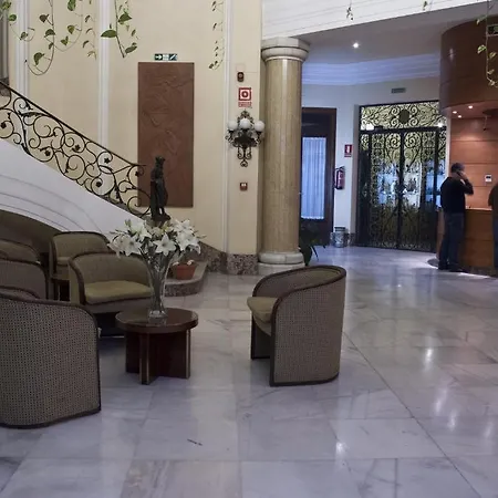 Hotel La Casa Grande 3*