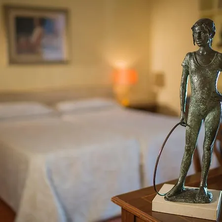 Hotel La Casa Grande 3*